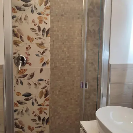 Πανσιόν Bagnera51 *